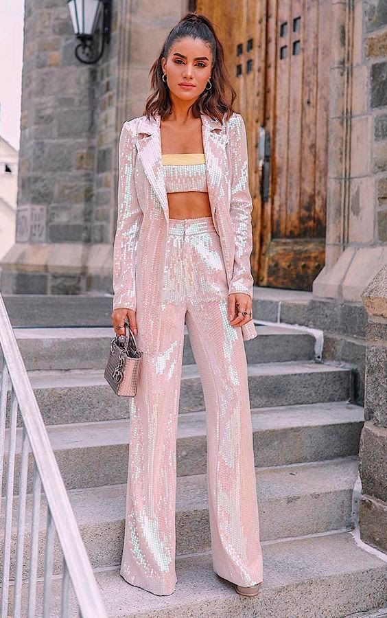 comment porter le tailleur femme invitée de mariage
